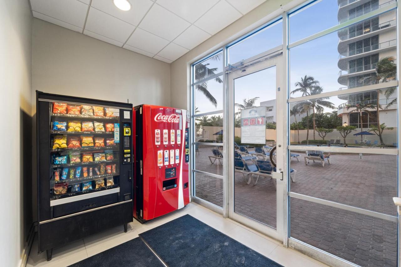 Beach Bliss Steps To Ocean, Pool & Game Room Fun Hollywood Exterior photo